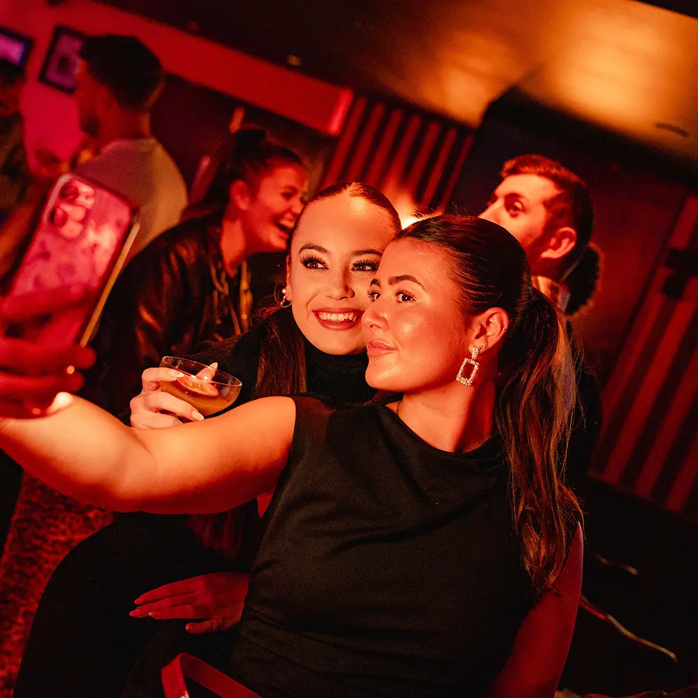 Live music, great cocktails and great atmosphere at this pub in Kingston