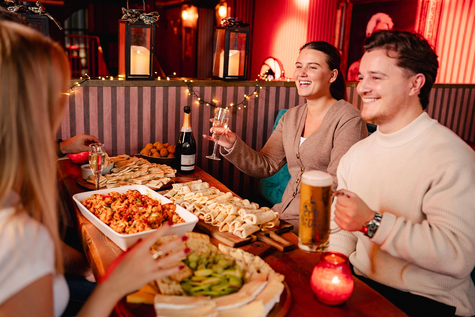 Food and Buffet packages at Bonnie Rogues Pub Kingston