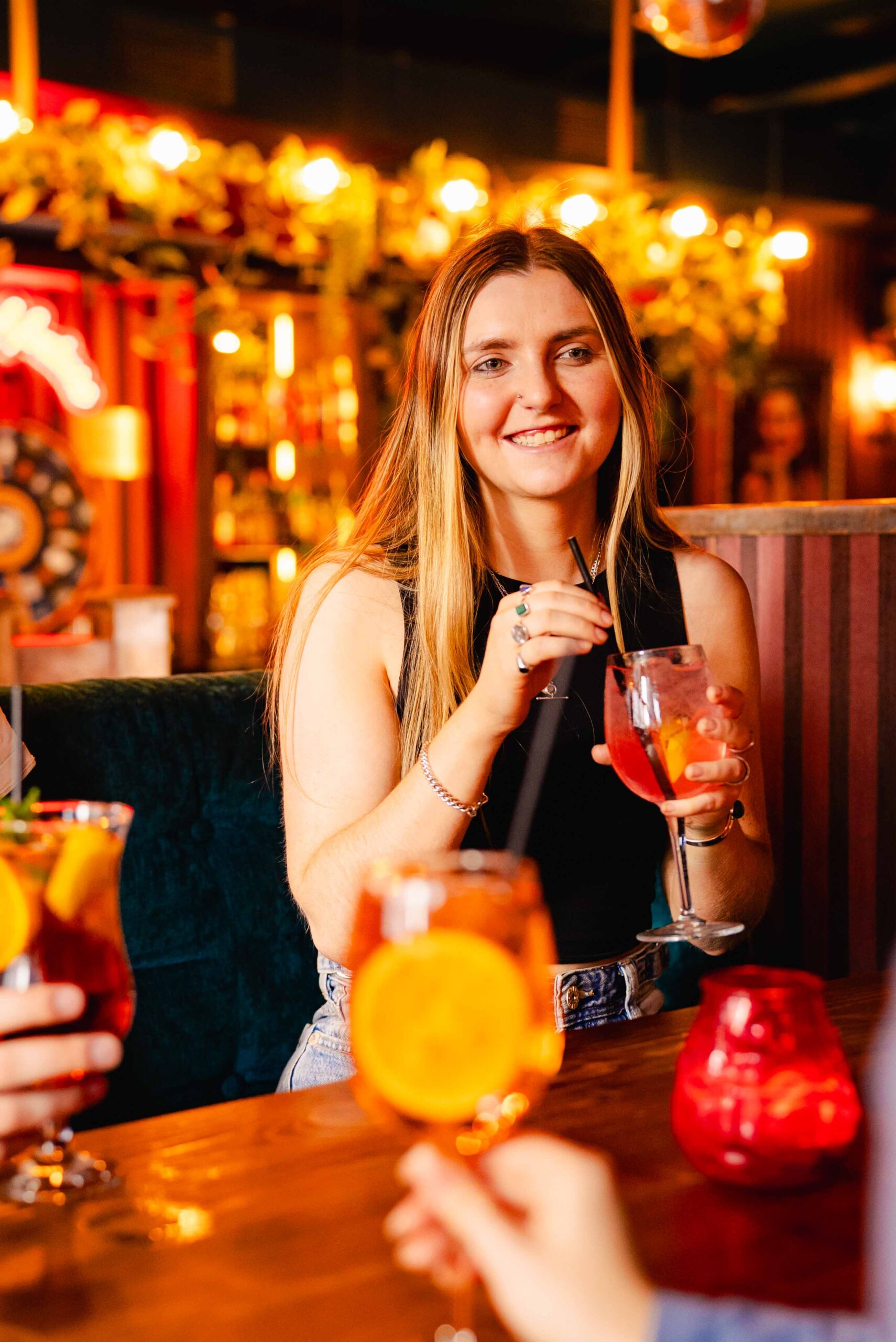 Classic cocktails served until 2am at Bonnie Rogues