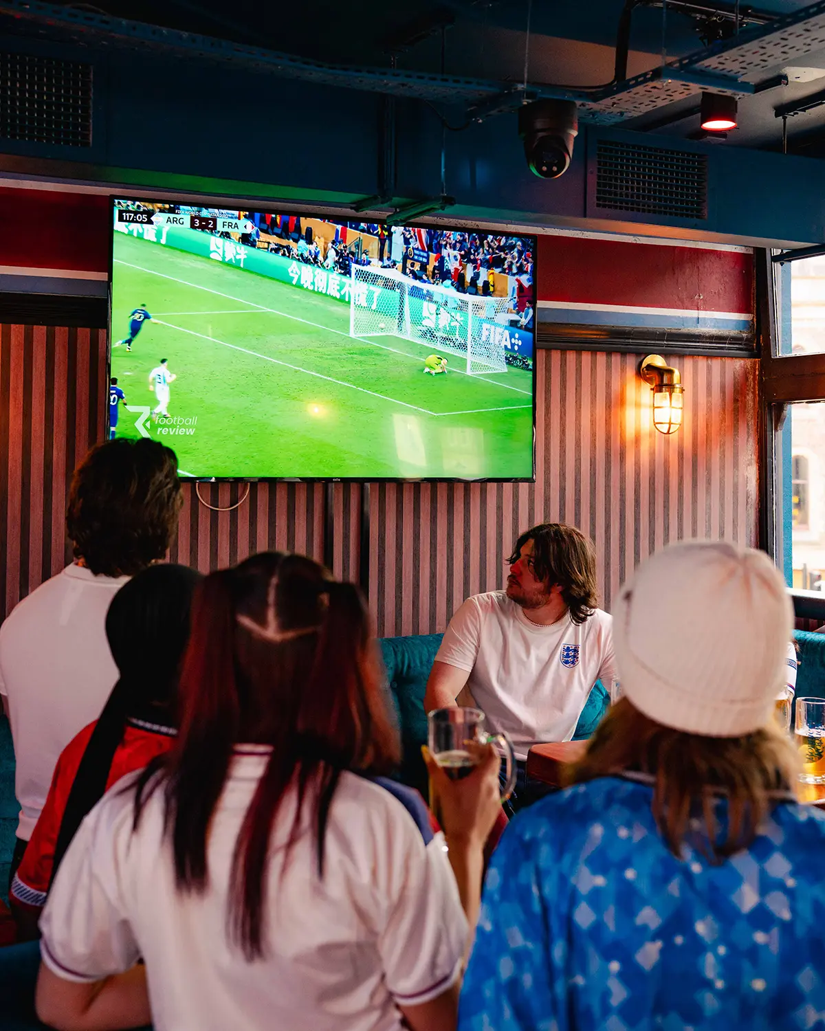 Big Screens and Projectors for the World Cup 2026 in Bonnie Rogues Kingston
