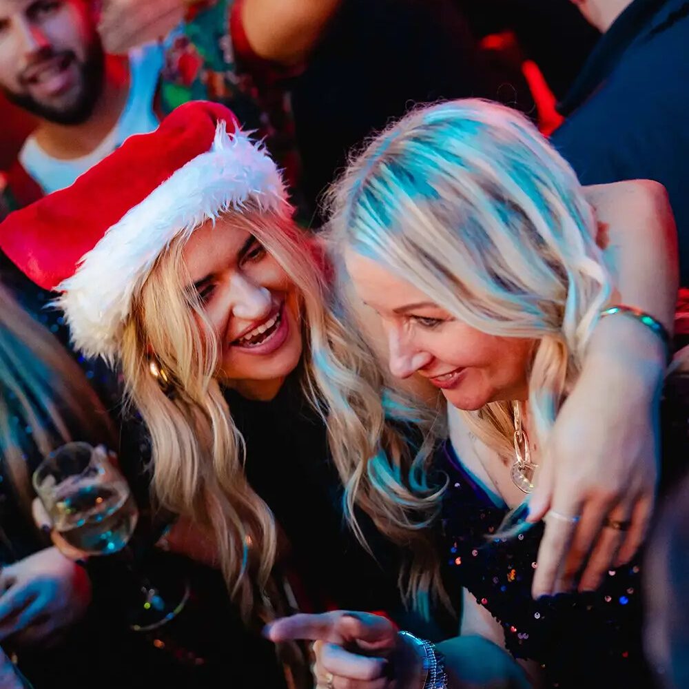 Prosecco reception packages at Bonnie Rogues Pub