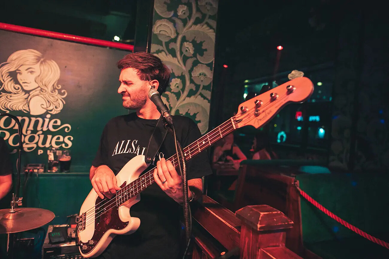 Local Live Music in Bonnie Rogues Bristol for Stag Parties