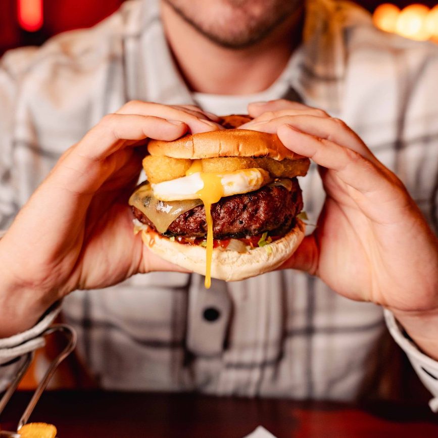 Great Beef, Chicken and vegatarian burgers at this pub in Cardiff