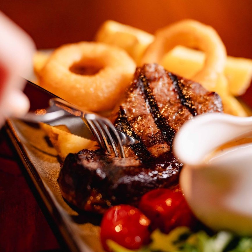 Delicious steak at this pub in Swansea